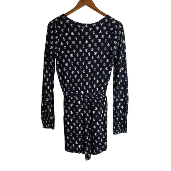 3 for $30! Billabong patterned romper. Size small - Picture 9 of 11